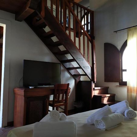 Hotel Punta Moros แตร์เตนิอา ภายนอก รูปภาพ